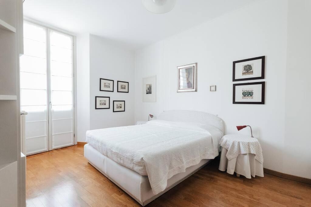 Appartement La Casa Di Isa à Lecco Extérieur photo