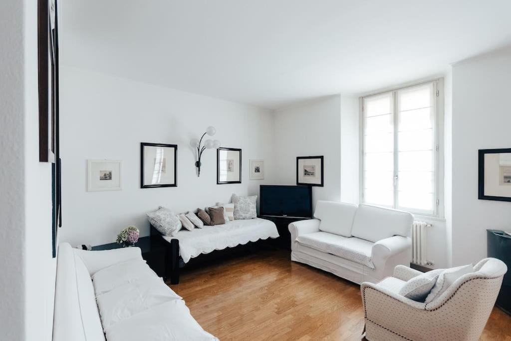 Appartement La Casa Di Isa à Lecco Extérieur photo
